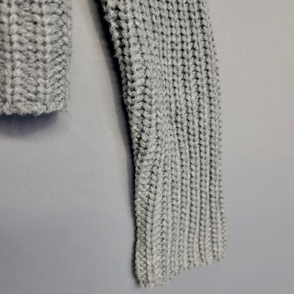 Forever 21 Sweater Womens Medium Gray White Stripe Chunky Knit Mock Neck Cropped - Picture 4 of 11